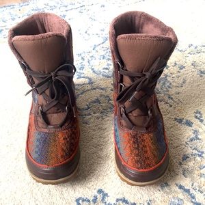 Sorel Women’s Tivoli Boots